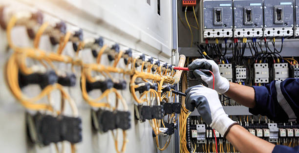 Professional Electrician technician working in Alva, FL